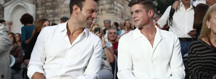 Παντρεύτηκαν ο Στέφανος Κασσελάκης και ο Tyler McBeth- «Δεν αναγνωρίζεται ο γάμος στην Ελλάδα»