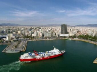 Δεμένα τα πλοία σε Πειραιά, Ραφήνα, Λαύριο λόγω 9 μποφόρ – Τα δρομολόγια που δεν θα πραγματοποιηθούν