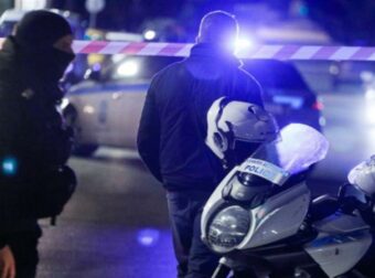 Θανατηφόρα καταδίωξη από Νίκαια μέχρι Ασπρόπυργο: Νεκρός 29χρονος αστυνομικός της ΔΙΑΣ (video)