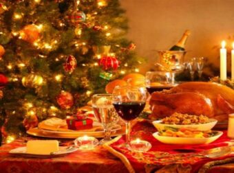 Χριστούγεννα: Ποια είναι τα έθιμα σε όλη την Ελλάδα. Ιστορία, φαγητό κάλαντα