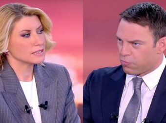 Αντέδρασε ο Στέφανος Κασσελάκης στον αέρα: «Δεν είμαι κατοικίδιο κανενός, κυρία Κοσιώνη»