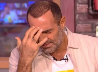 Εκτός εαυτού ο Αντώνης Κανάκης: «Είναι να τρελαίνεσαι, εμπλέκονται τα νεκρά παιδιά με ανακοινώσεις για την τηλεθέαση!»