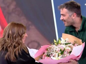 Αναστασία Γιάμαλη: Η έκπληξη των συναδέλφων της στο πλατό του MEGA για την γιορτή της