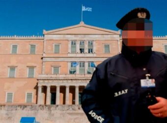 «Ήμουν και είμαι καλός πατέρας» – Τα πρώτα λόγια του αστυνομικού της Βουλής μετά την προφυλάκισή του