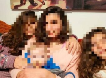 Στον τάκο η σύζυγος του αστυνομικού της Βουλής: «Αυτά που λένε τα παιδιά για τη μητέρα στις καταθέσεις…»