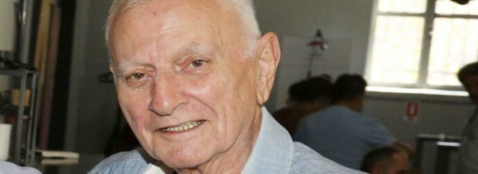 Κώστας Χαρδαβέλλας: Δεν πέθανε από καρκίνο – Όλη η αλήθεια