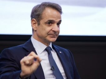 Οι ώρες του Μητσοτάκη στη Βρετανία: «Πολύ προχωρημένες» οι επαφές για τα Γλυπτά του Παρθενώνα – Τα μηνύματα του πρωθυπουργού για οικονομία και Τραμπ