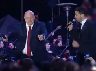 Αδιανόητο σόου Μπέου στη συναυλία του Αργυρού στο Βόλο: «Ντροπή σας, δε θα πληρωθείτε»