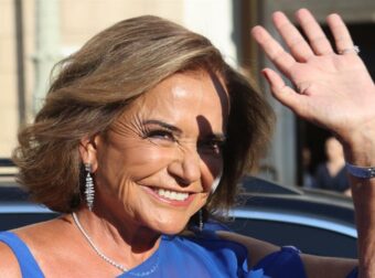 Ντόρα Μπακογιάννη: «Δεν ήθελε βοήθεια από εμάς, μας θεωρούσε δευτέρας κατηγορίας…» – Η σπάνια αναφορά στη μητέρα της