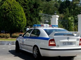 Η φρίκη συνεχίζεται: Συνέλαβαν και δεύτερο αστυνομικό της Βουλής για ενδοοικογενειακή βία – Η σύζυγος καταγγέλλει ότι την κακοποιεί από το 2021
