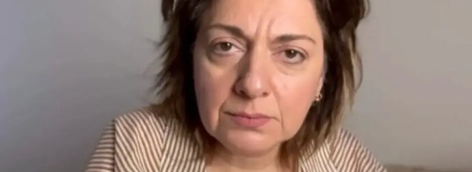 Μουτίδου: «Δεν υπάρχει κανένας Θεός, είμαι ΑΘΕΗ και γι’ αυτό και δε βάφτισα την κόρη μου»