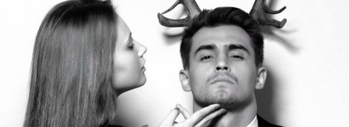 Από πού κι ως πού; «Με απάτησε και μετά μου ζήτησε να συνεχίσω να πληρώνω τους λογαριασμούς της» – Έξαλλος με τις απαιτήσεις της πρώην του
