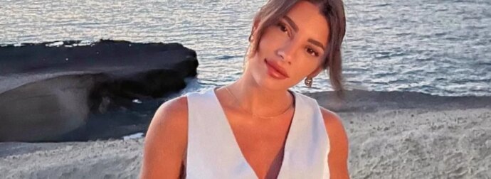 Μαριαλένα Ρουμελιώτη: Οι δηλώσεις της για τον γάμο με τον Σάκη Κατσούλη και οι ευχές της για την εορτή του.