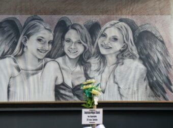 Οι φοιτητές δεν ξεχνούν: Συγκεντρώσεις στον τόπο της τραγωδίας των Τεμπών –  «Πρέπει να παλεύουμε για τα παιδιά που μεγαλώσαμε»