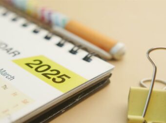 Αργίες 2025: Αυτά είναι τα επόμενα τριήμερα