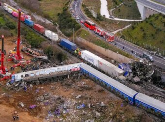 Τέμπη: Σκέψεις για τη δημιουργία πολιτικού κόμματος εξετάζουν οι συγγενείς των θυμάτων του τραγικού δυστυχήματος