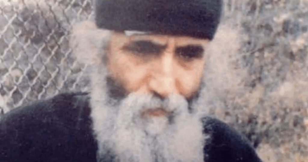 Άγιος Παΐσιος: Αυτό είναι το καλύτερο μνημόσυνο για τους κεκοιμημένους