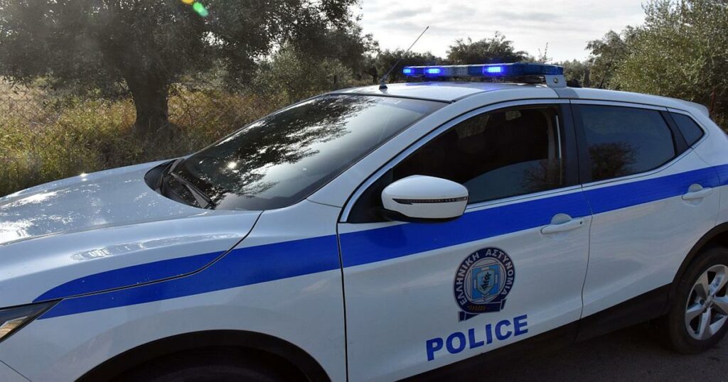 «Μην έρθεις, τον σκότωσα»: Ομολόγησε στον αδελφό του ο γιος που σκότωσε τον πατέρα τους στην Αμφιλοχία