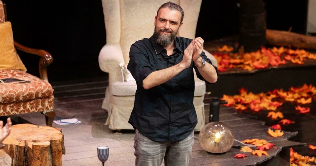Σωτήρης Τσαφούλιας: Σπάνια δημόσια εμφάνιση με την κόρη του από τον 1ο γάμο και την Άννα Μενενάκου