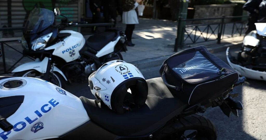 Τσαμπουκάς και ξύλο με μαδέρι στην πολεοδομία – «Έφαγε» μπουνιές και ο Αντιδήμαρχος