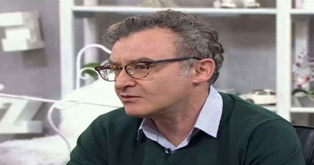 Νίκος Ορφανός: Πρησμένος και με ράμματα στο κεφάλι – Τι συμβαίνει με την υγεία του