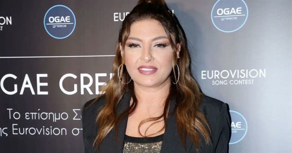 Έκτακτo για Έλενα Παπαρίζου