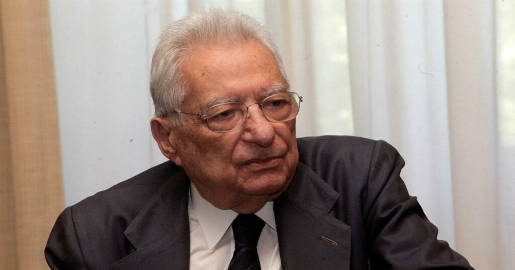 Πέθανε ο πρώην ΥΠΕΞ Πέτρος Μολυβιάτης σε ηλικία 97 ετών