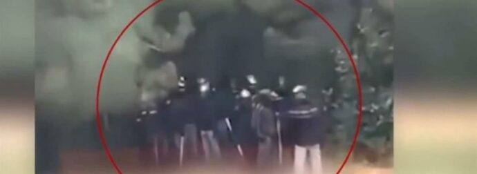 Θρίλερ στην Πολυτεχνειούπολη: Ανατριχιάζουν τα βίντεο από το ξύλο με τους κουκουλοφόρους – Αυτός χτύπησε την υπάλληλο κυλικείου