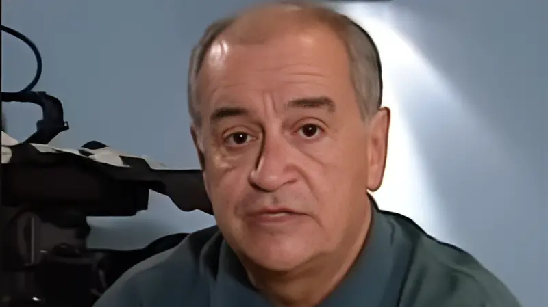 Θρήνος στον καλλιτεχνικό κόσμο για τον Κώστα Λυχναρά: Πέθανε ο σπουδαίος σκηνοθέτης μεγάλων τηλεοπτικών επιτυχιών