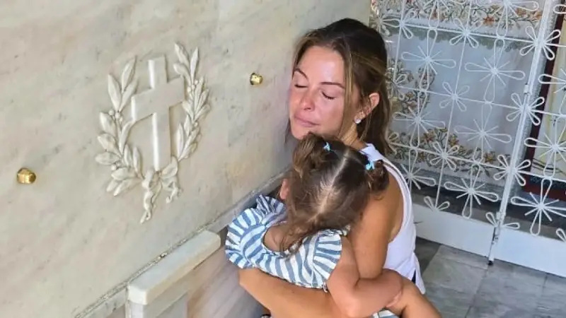 Μαρία Μενούνος: Για προσκύνημα με την κόρη της στον Άγιο Νεκτάριο στην Αίγινα – «Τον άκουσα ξανά και αυτή τη φορά σχεδόν ασταμάτητα»