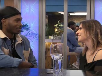 First Dates: «Μου βρήκανε μαυρούλη, δεν το πιστεύω!» – Η Θάλεια ενθουσιάστηκε με τον Σεραφείμ