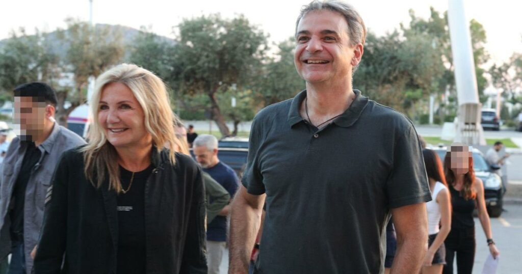 Κυριάκος Μητσοτάκης – Μαρέβα Μητσοτάκη: Οι δημόσιες ευχές για τα γενέθλια της κόρης τους, Σοφίας