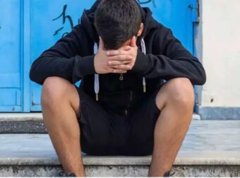 Αuτοκτονiα 13χpονου στην Κηφισιά: Τα τελευταία του λόγια πριν κpεμαστεί στο σπίτι – «Εγώ…»