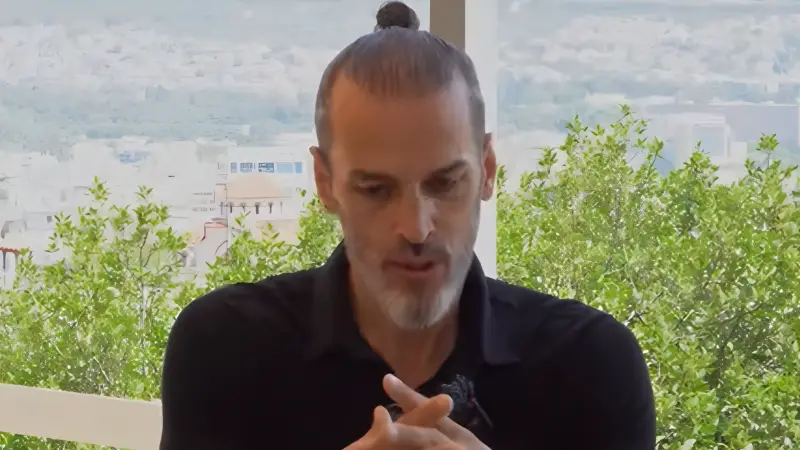 Μάριος Ιορδάνου: «Ζω σαν να είμαι νεκρός, γιατί πήγα και γύρισα»