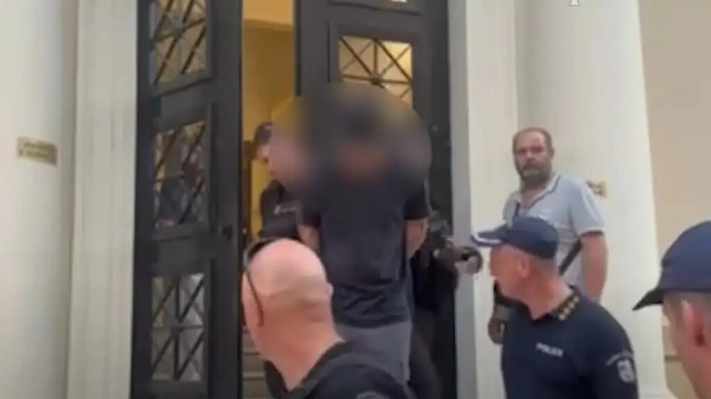 «Πίναμε μπύρες, κάναμε χασίς και είπαμε να βάλουμε φωτιά»: Τρομάζει η ομολογία του 19χρονου για τις πυρκαγιές στην Πάτρα