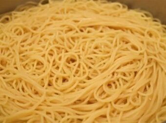 Βάζετε ελαιόλαδο στα μακαρόνια; Σταματήστε το αμέσως!