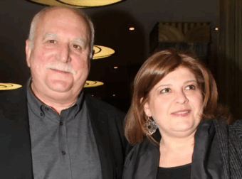 Όταν ο Γιώργος Παπαδάκης μίλησε για την πρώτη γνωριμία του με τη σύζυγό του και τις χιλιάδες φορές που την ξαναερωτεύτηκε