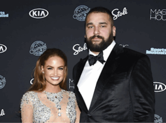 «Χωρίσαμε λόγω του μεγέθους των γεννητικών οργάνων του» είπε το γνωστό μοντέλο και ο διάσημος αθλητής της έκανε μήνυση