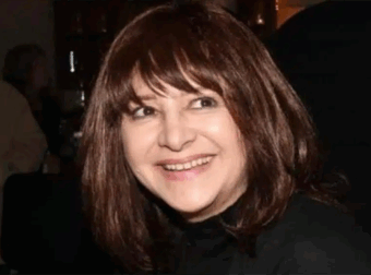 Θυμάστε την παρουσιάστρια Μαρία Χούκλη; Έτσι είναι σήμερα και για αυτό το λόγο εξαφανίστηκε