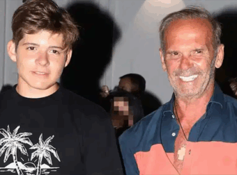 Πρωτοχρονιά με τον 18χρονο γιο του έκανε ο Πέτρος Κωστόπουλος – Η φωτογραφία με ασορτί κουστούμι