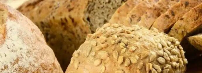 Όσοι τρώνε αυτό το ψωμί έχουν 33% μεγαλύτερο κίνδυνο θανάτου από καρκίνο του εντέρου