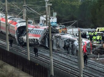 Τραγωδία στην Ισπανία: Τα 20 δευτερόλεπτα του τρόμου και τα τρία σενάρια για το «γιατί» της σύγκρουσης