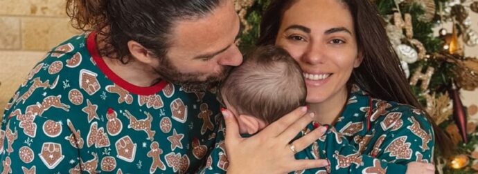 Ευρυδίκη Βαλαβάνη – Στον γιο της έπεσε το φλουρί: «Μικροσκοπικά χέρια, γιγάντια τύχη»