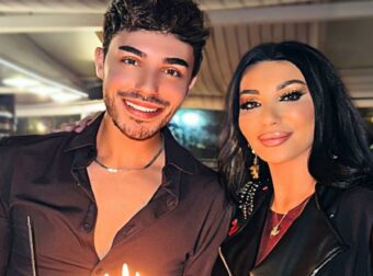 Γενέθλια και γιορτή για τον Βασίλη Λαζαρίδη – Η τούρτα έκπληξη της Πόπης Μαλλιωτάκη και τα τρυφερά λόγια