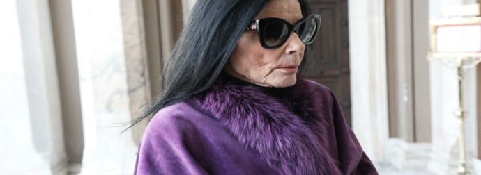 Στο νοσοκομείο η Ζωζώ Σαπουντζάκη: Χαμηλό οξυγόνο για την «Βασίλισσα της Νύχτας»
