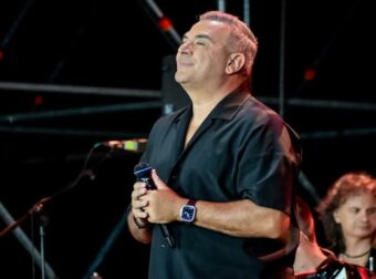 Αντώνης Ρέμος: Έκλεισε συναυλία-υπερπαραγωγή στο Ντουμπάι το Μεγάλο Σάββατο!