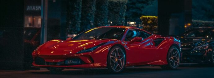 Ο Έλληνας εφοπλιστής με τις 50 πανάκριβες Ferrari – Σπάνια φωτογραφία!