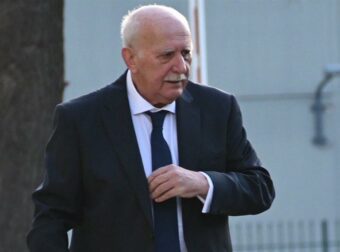 Γιώργος Παπαδάκης: Η ανακοίνωση του ΕΚΑΒ και του Λαϊκού Νοσοκομείου για τον θάνατό του