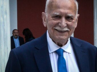 Γιώργος Παπαδάκης: Η επίσημη ενημέρωση από το νοσοκομείο – 64 λεπτά πάλευαν οι γιατροί να τον επαναφέρουν