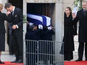 Κηδεία πριγκίπισσας Ειρήνης: Φωτογραφίες από το τελευταίο αντίο